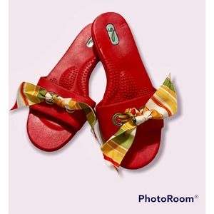 OKAL Red Slides - Med